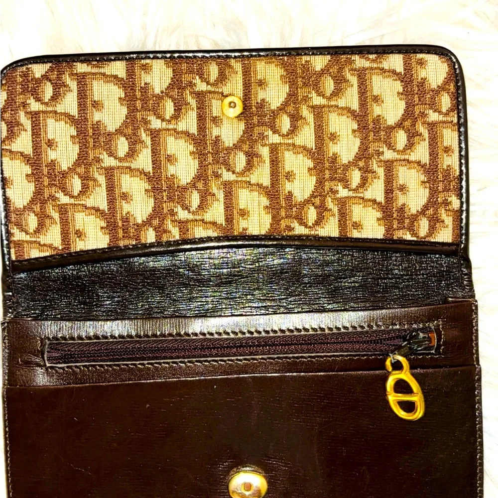 Authentic Dior Snap Wallet.